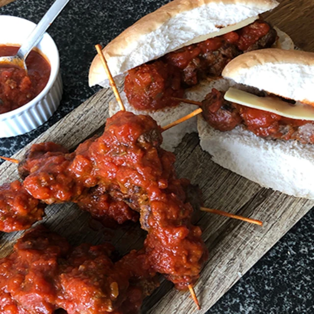 Meatball Kebabs with Tomato Sauce