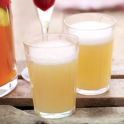 Homemade Lemonade Shandy