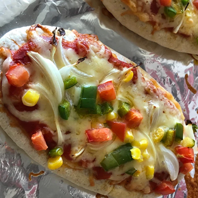 Pitta Pizzas