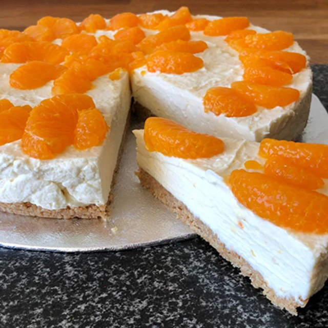 Easy Mandarin Cheesecake