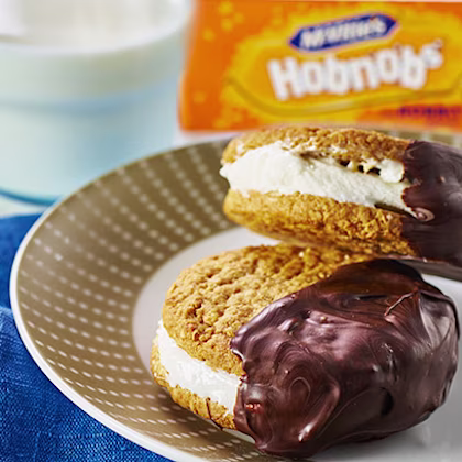 Crunchy Oat and Marshmallow Mega Feast