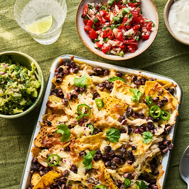 Green Chilli Chicken Nachos