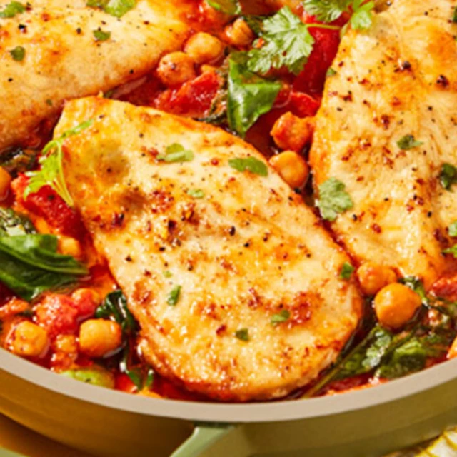 Tuscan Chicken and Chickpeas