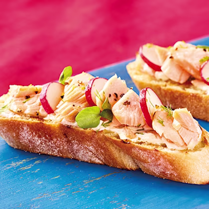 Salmon Bruschettas