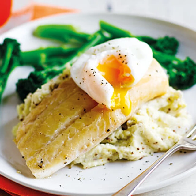 Smoked Haddock with Poached Eggs and Mustard Mash