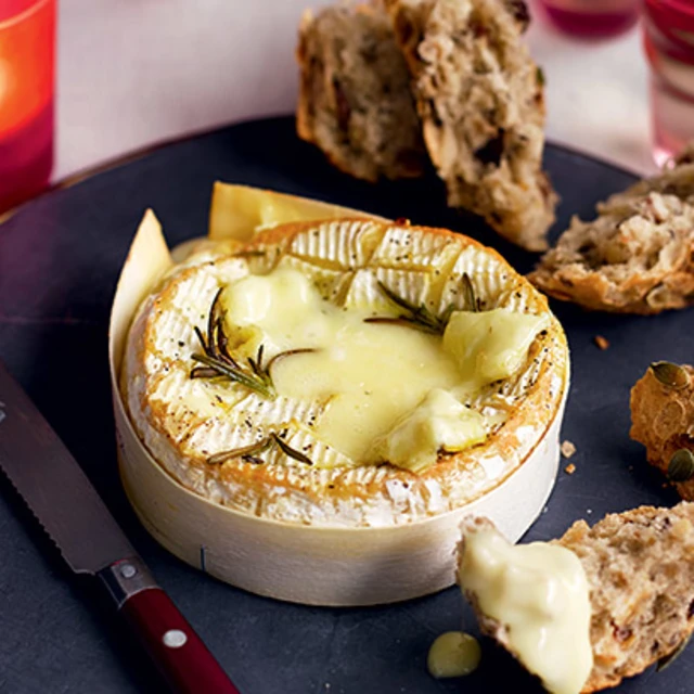 Baked Camembert with Rosemary and Crusty Bread