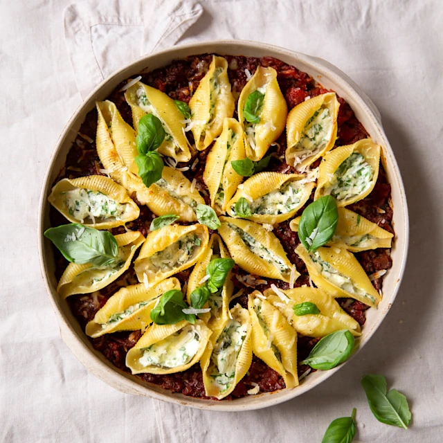 Lamb & Mushroom Blend Stuffed Pasta Bolognese