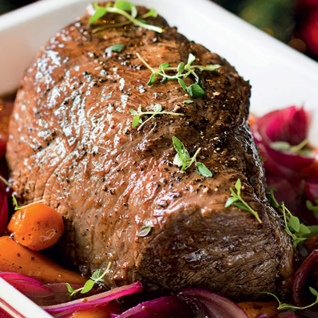 Pot-Roast Silverside of Beef with Cranberry and Port