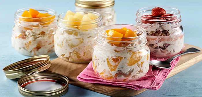 overnight oats in mason jars