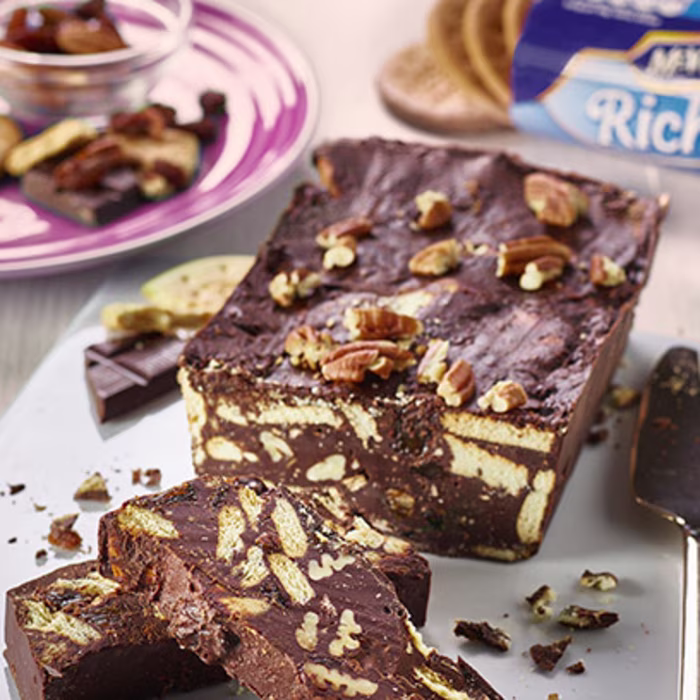 Cinnamon and Pecan Fridge Cake