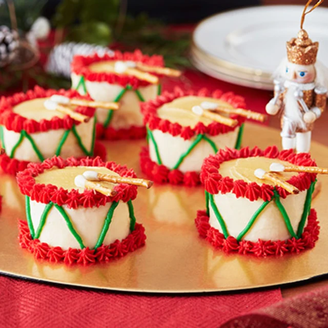 Mini Drum Cakes