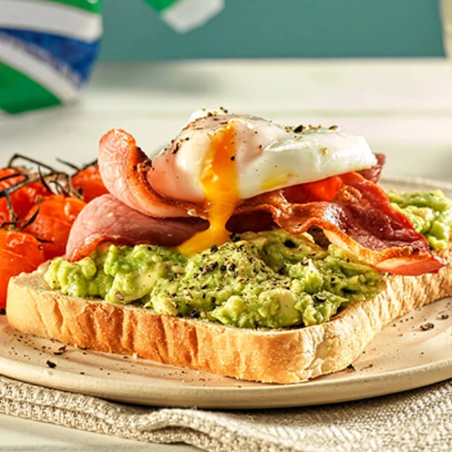 Avocado, bacon & poached egg on toast