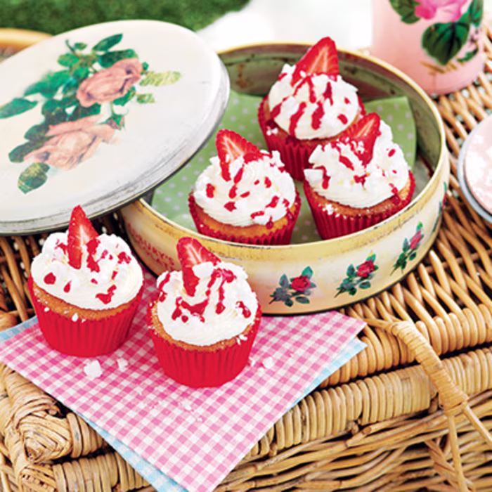 Eton Mess Cupcakes