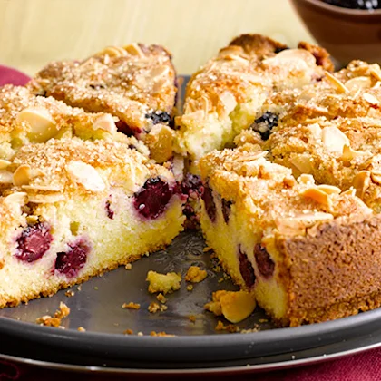 Blackberry Bakewell Cake