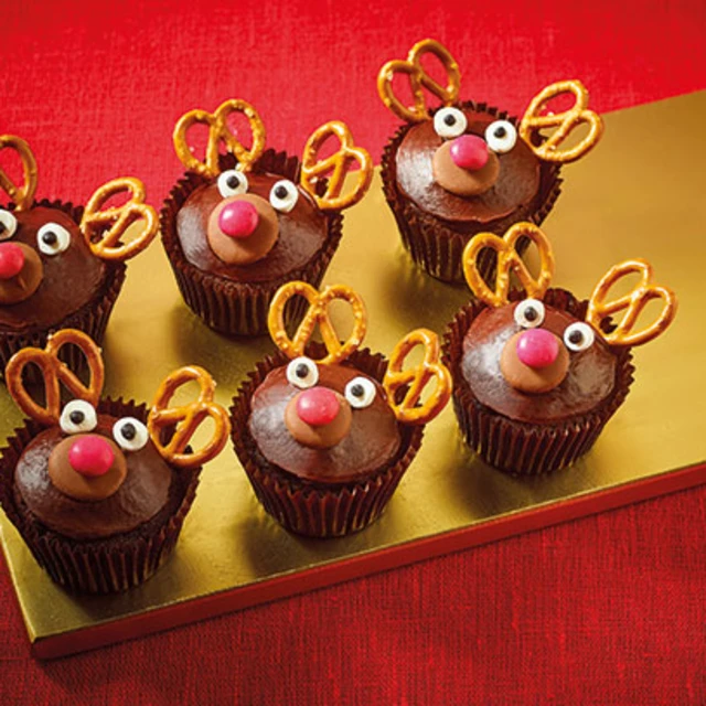 Pretzel and Chocolate Reindeer Cupcakes