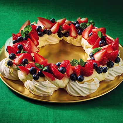 Meringue and Berry Wreath