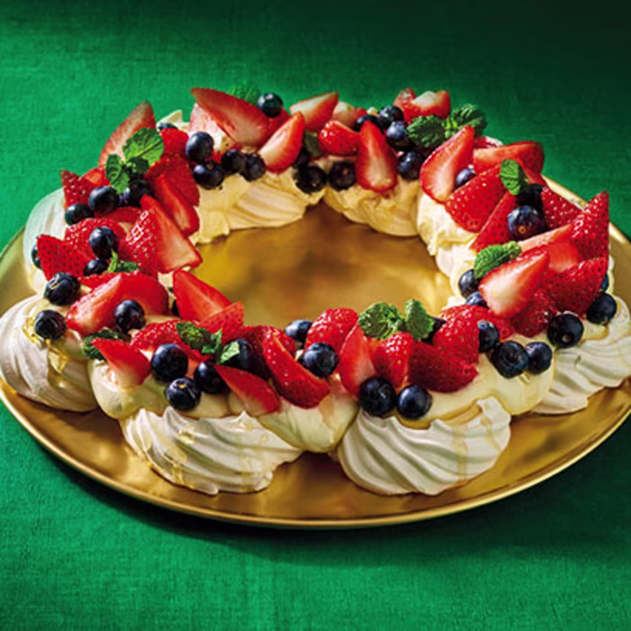 Meringue and Berry Wreath