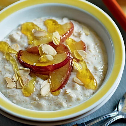 Toasted Almond Porridge with Apples