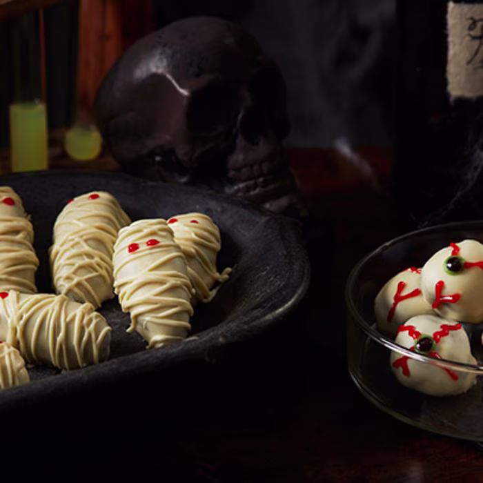 Mini Truffle Mummies and Eyeballs