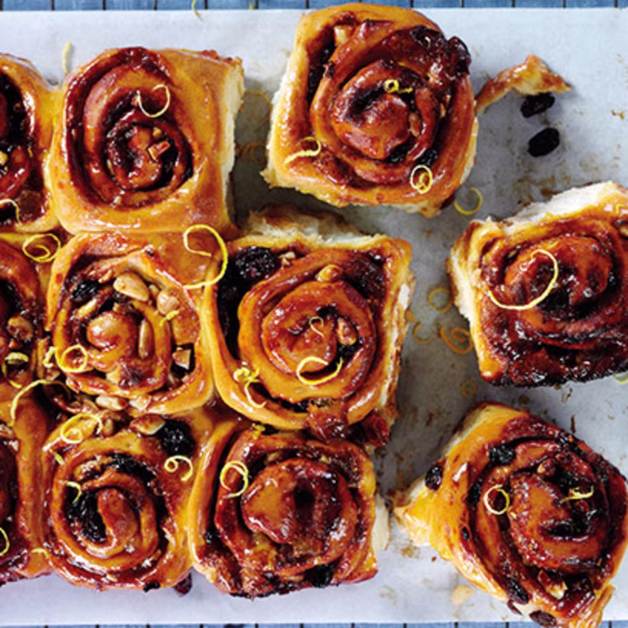 Easter Simnel Swirl Buns