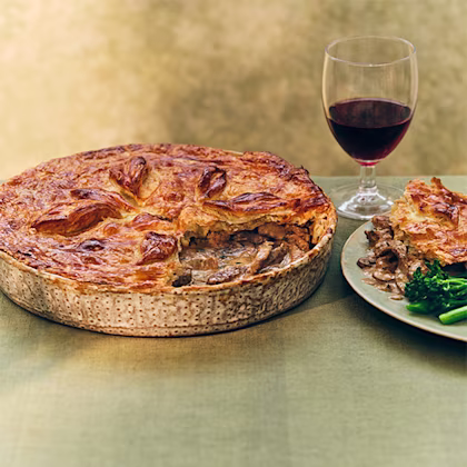 Easy Steak & Mushroom Pie