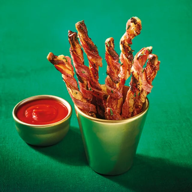 Cheesy Bacon-wrapped Puff Pastry Twists with Cranberry Filling