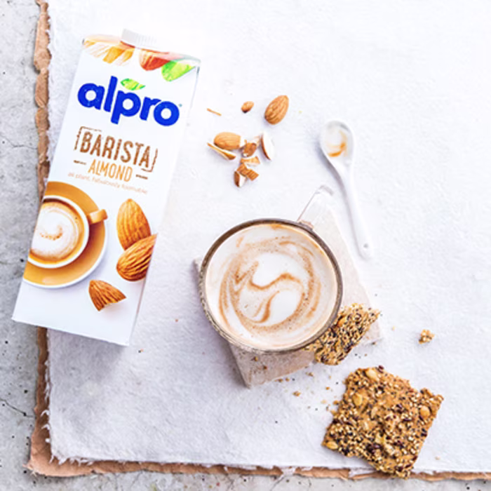 Almond Latte Macchiato