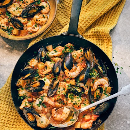 One-Pan Paprika Fish & Potato Stew