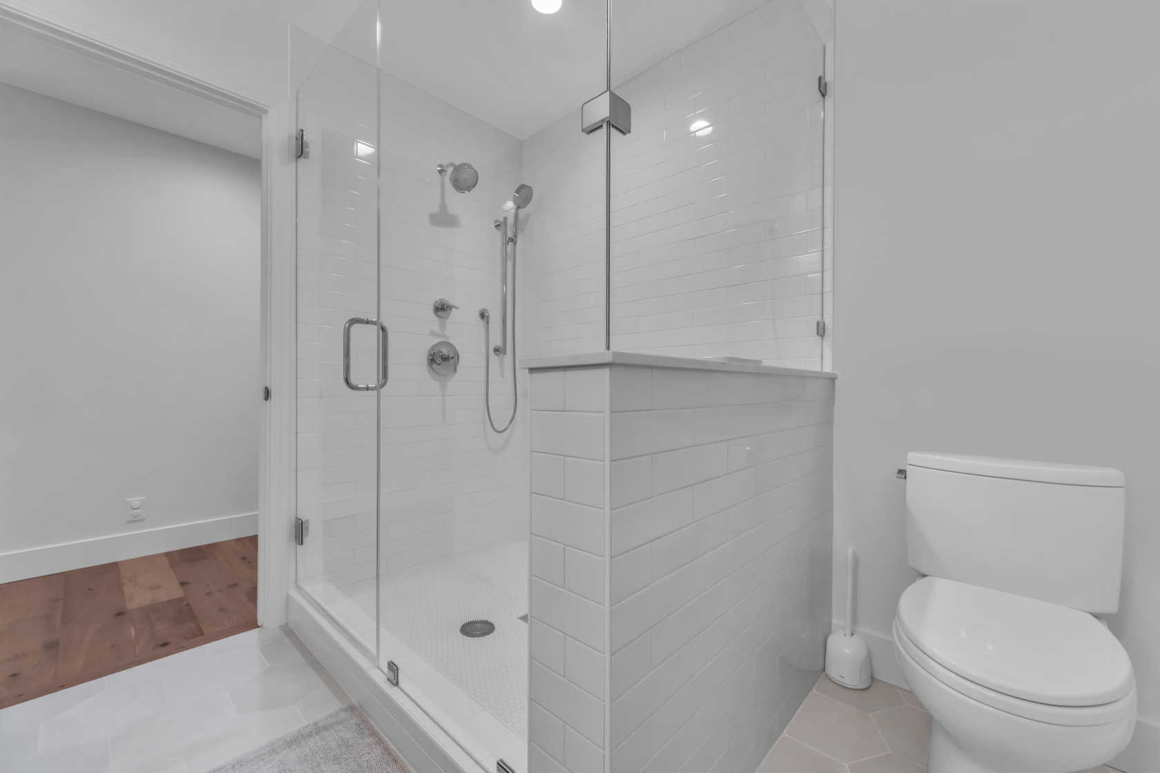 Sacramento Bathroom Remodel - HEX General Contractors