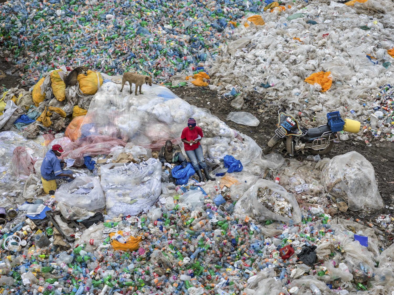 EDWARD BURTYNSKY anthropocene age of Union Dax Dasilva7