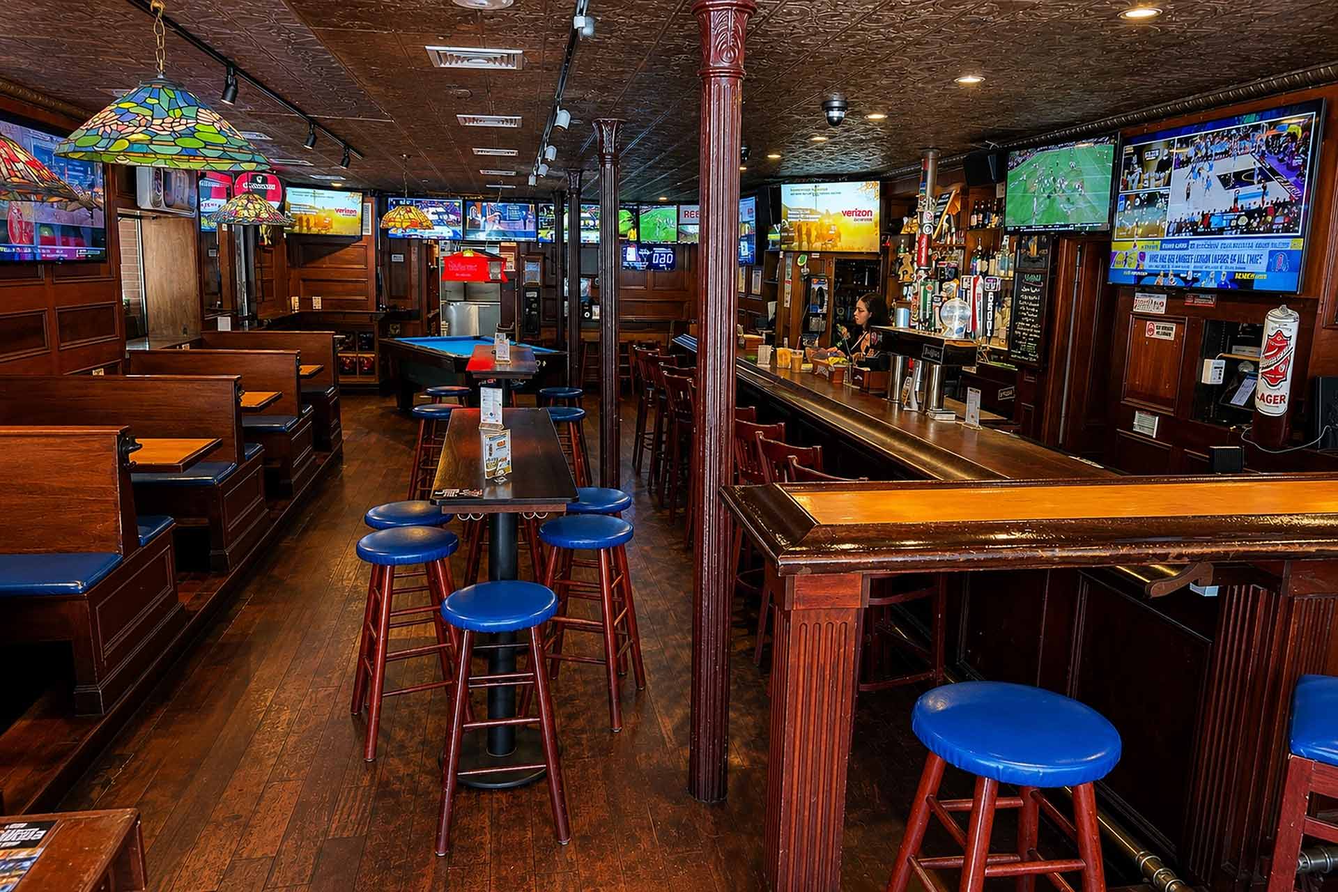 Barfly-Bar-Manhattan-NYC-Courtesy-3.jpg