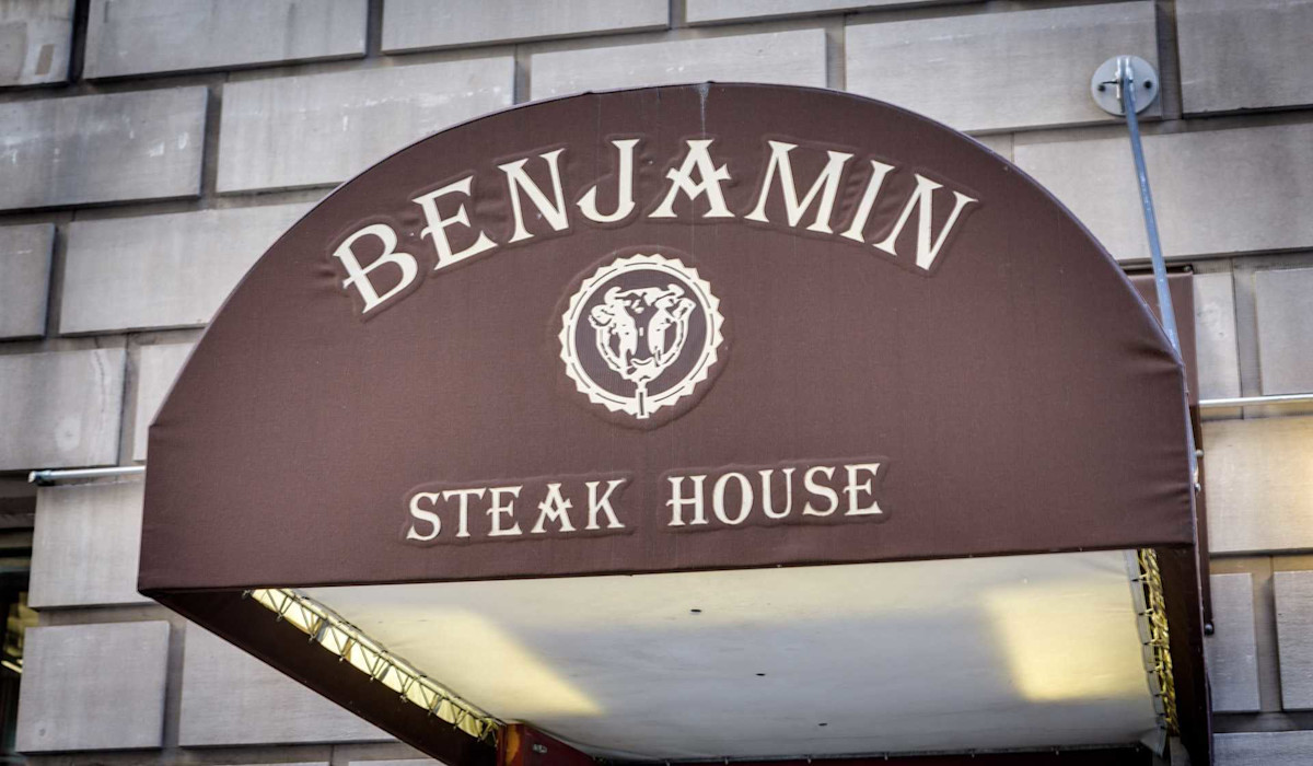 Dish or dining room at Benjamin Steakhouse