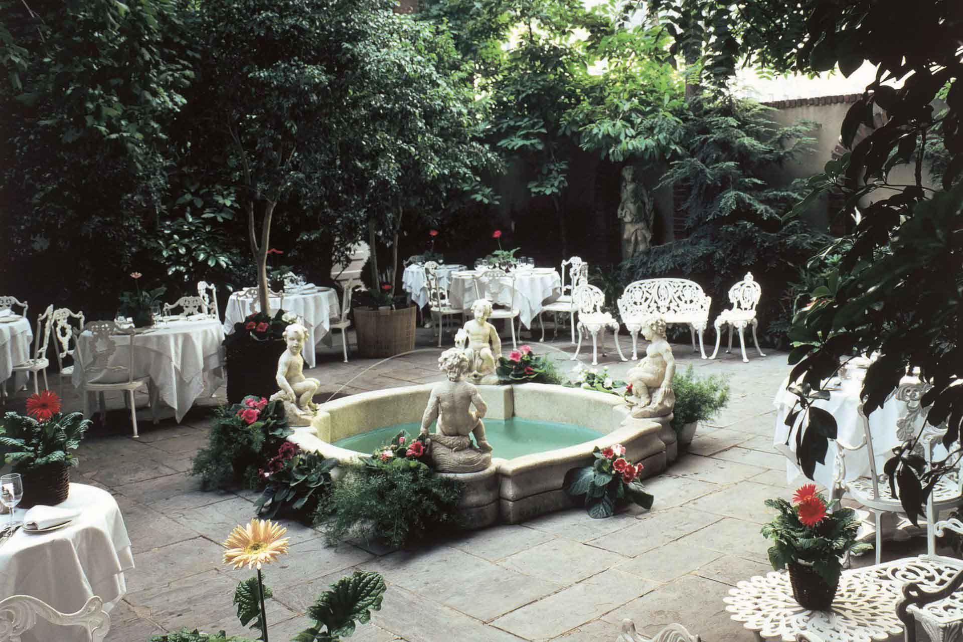 barbetta-garden-times-square-manhattan-photo-courtesy.jpg