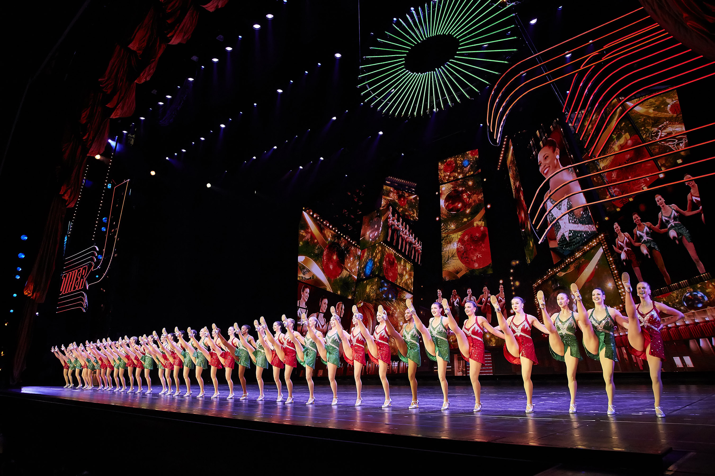 Christmas Spectacular Starring The Radio City Rockettes