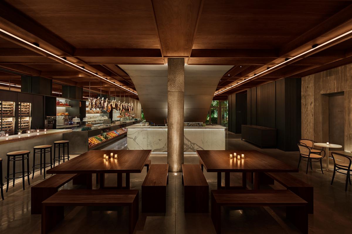 Public Hotels