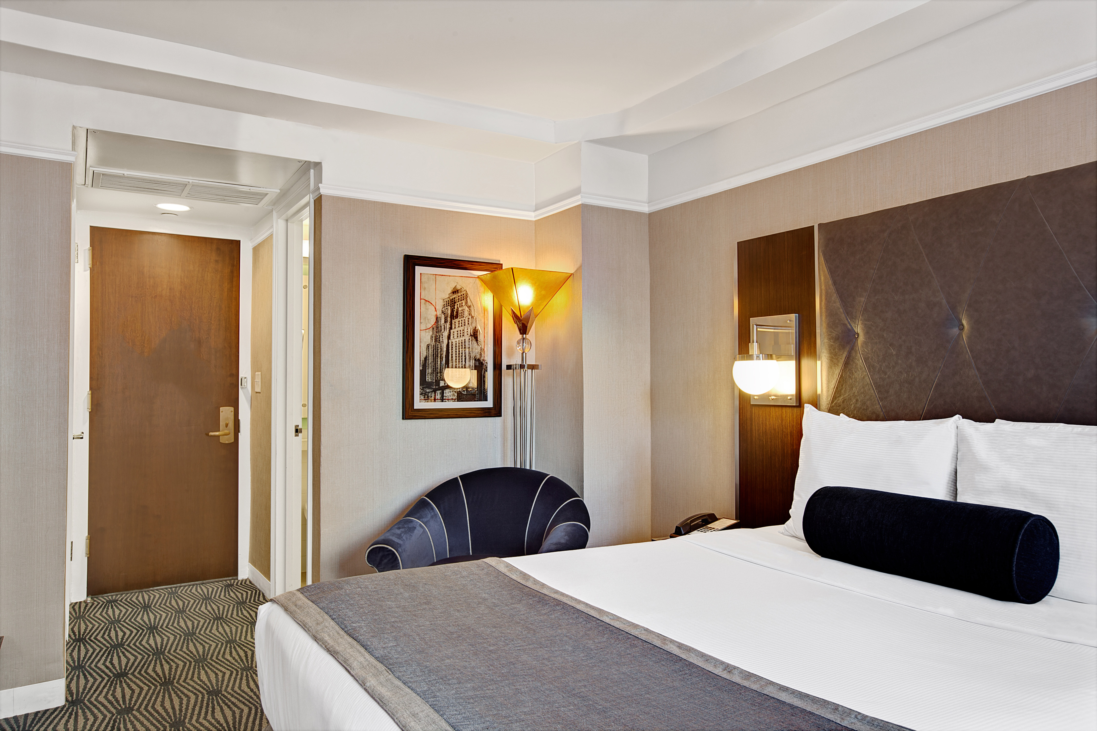 wyndhamnewyorker_gregceo_executive-queen-room-3