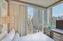 Standard-Queen-Margaritaville-Resort-Times-Square-Manhattan-NYC-Courtesy-6.jpg