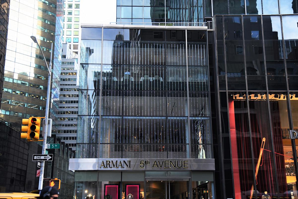 Armani 5th avenue clearance store hours