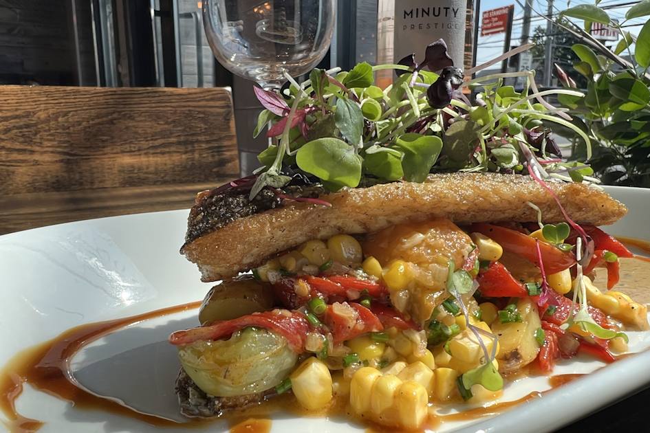 J’s On The Bay Rosebank restaurant NYC Tourism