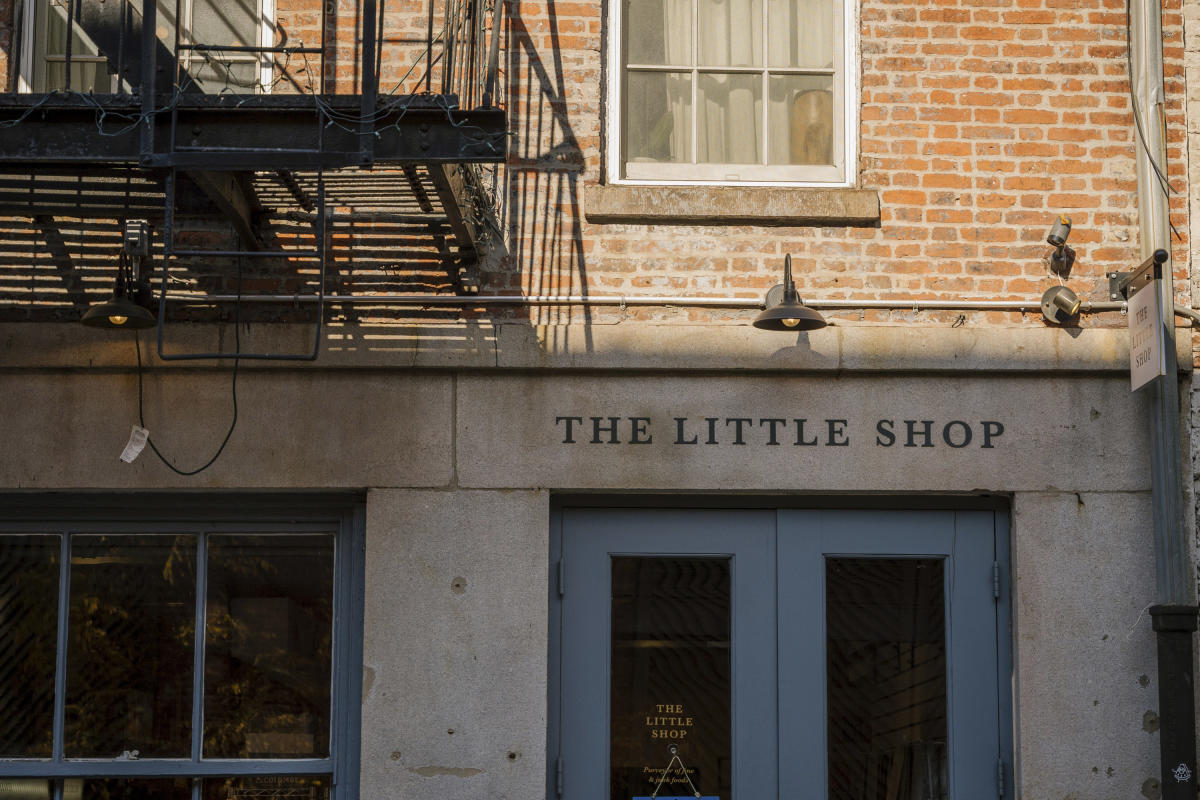 The-Little-Shop-Seaport-Manhattan-NYC-Photo-Mike-Szpot-on-behalf-of-the-Seaport-1.jpg