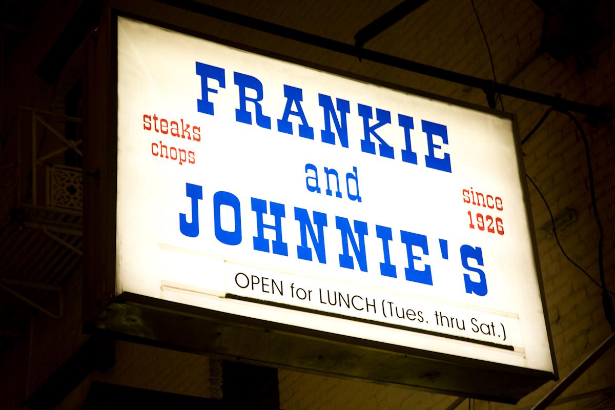 Frankie and Johnnie&#039;s Steakhouse 