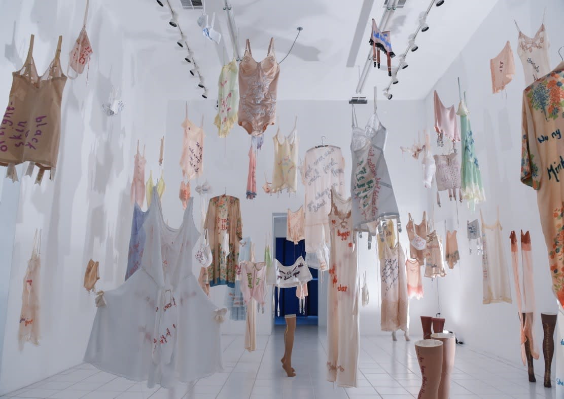 Zoe Buckman
Installation view of Every Curve, 2016.
Papillion Art, Los Angeles, CA.
Courtesy the artist.