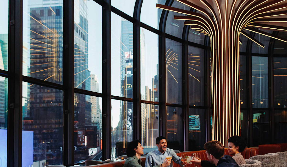 Dish or dining room at Broadway Lounge