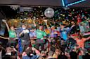 Ellens Stardust Diner waiters singing 