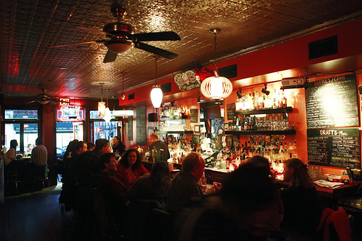 High Dive bar in Park Slope