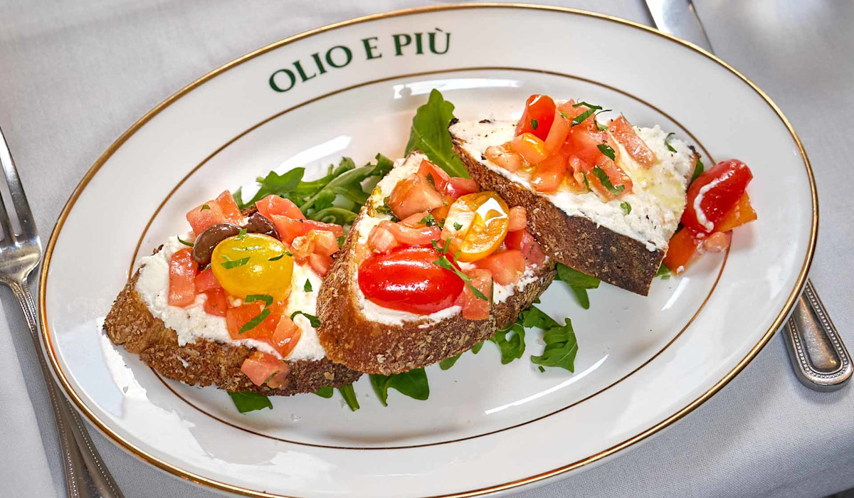 Dish or dining room at Olio e Più
