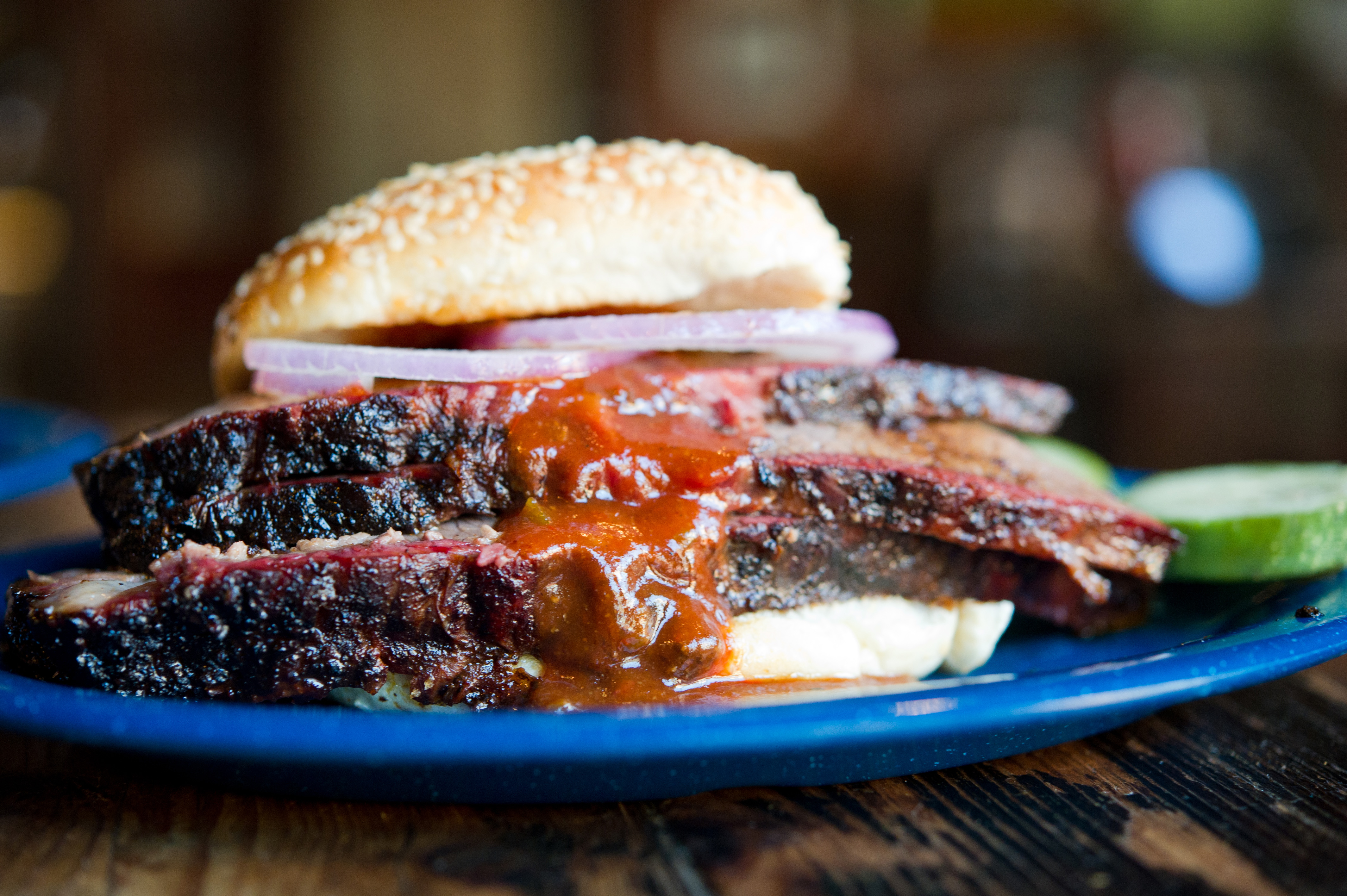 brisket-sandwich2_0d090d14-ca9f-4457-a208e45cd68de816_3848e7c8-ce72-4123-a15a5ae99a86ac73-2