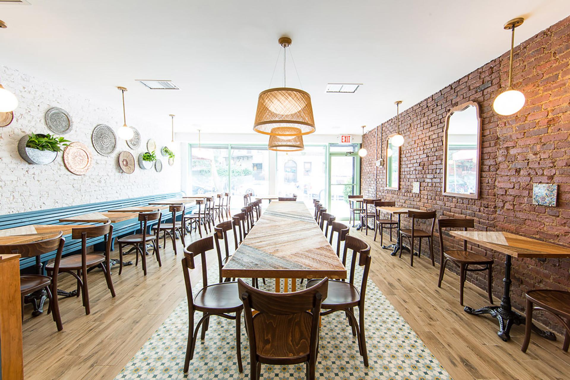 kubeh_diningroom_michaelgroth.jpg