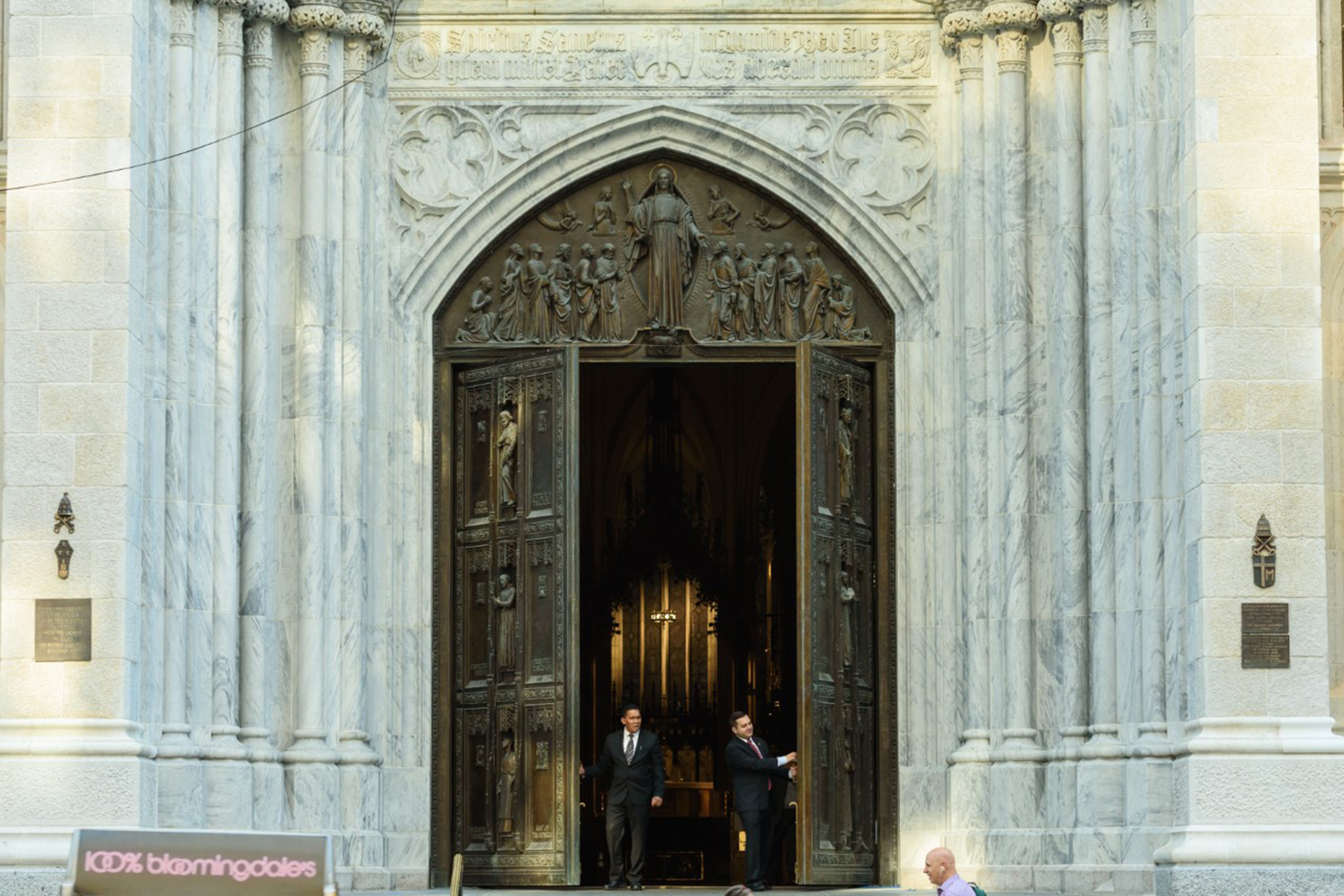 st-patricks-cathedral-manhattan-nyc-thumbnail_14-0902-3522