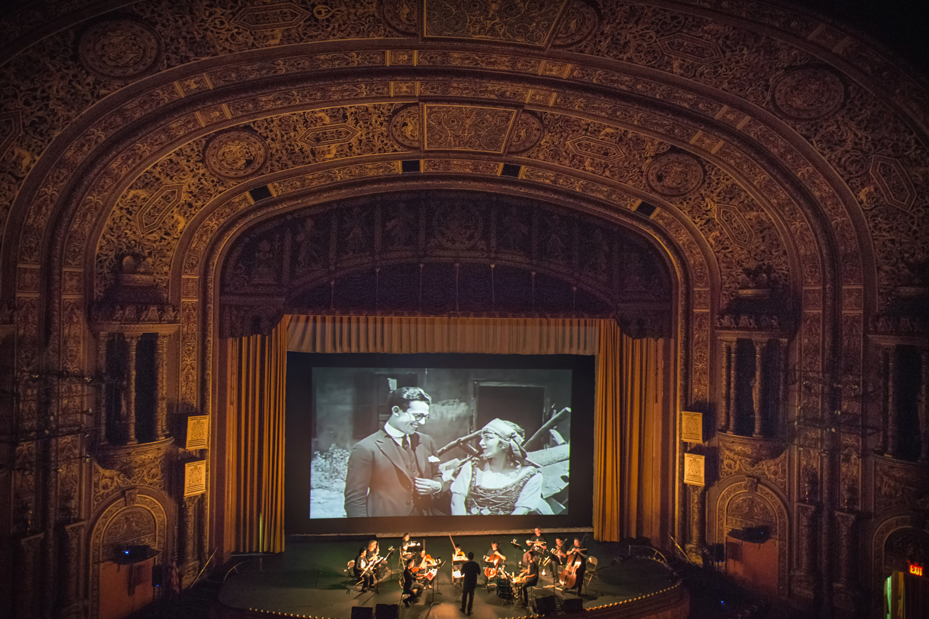 unitedpalacetheatre-washingtonheights-manhattan-nyc-venue-sonoschamberonstage-highres